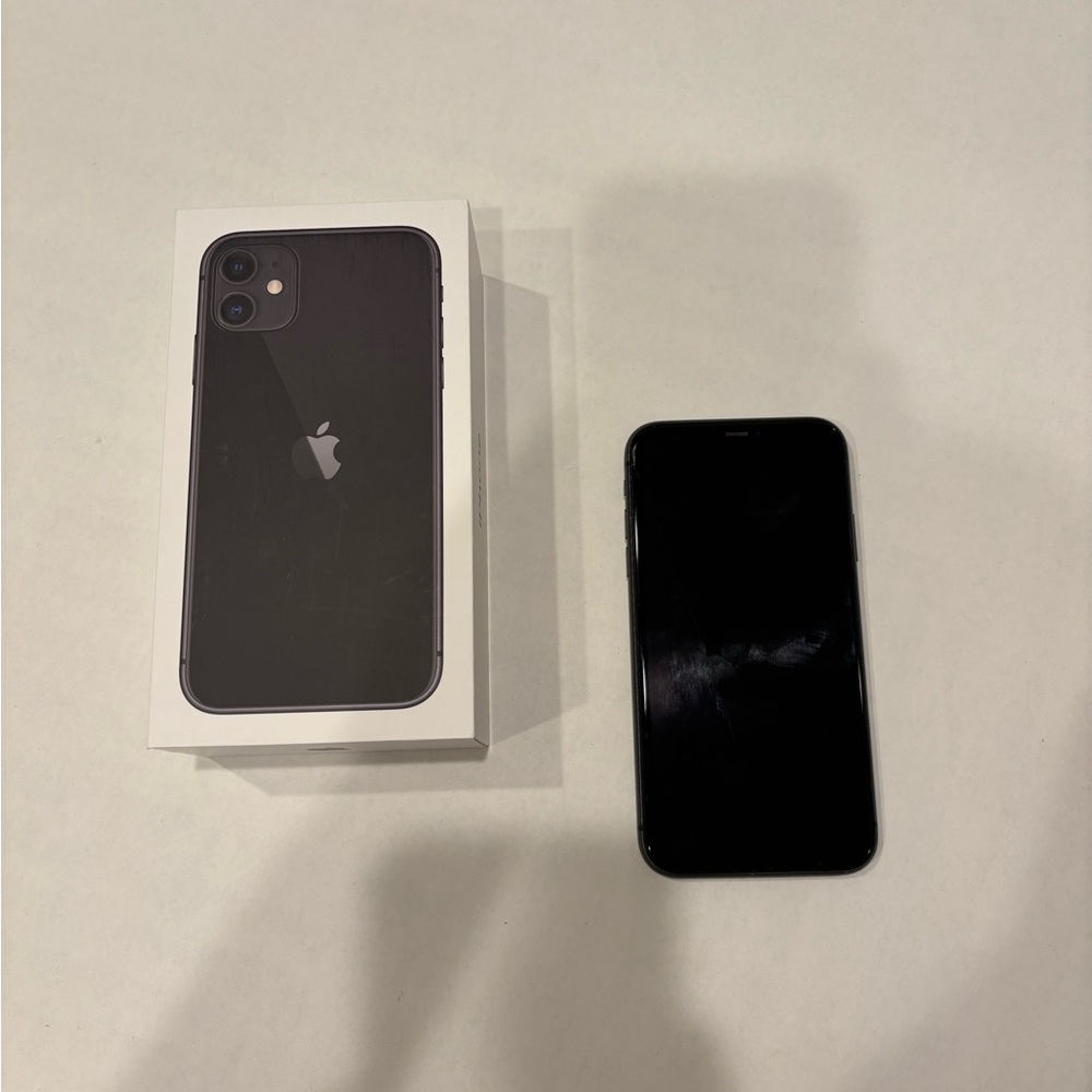 Apple iPhone 11 Black with Box